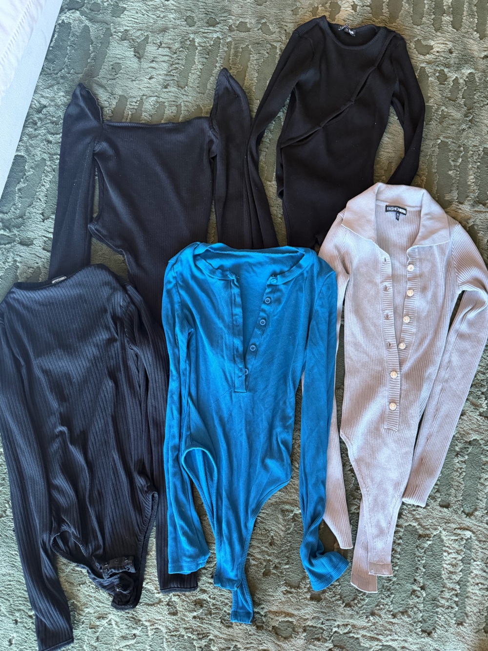 Open to offers Zara Mixed Long-Sleeve Bodysuit Set in Black, Teal, Light Pink
